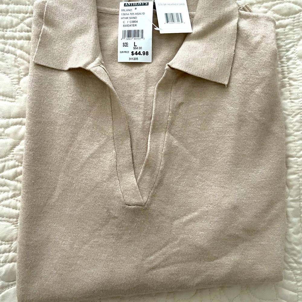 Beige NWT 3/4 sleeve size L
